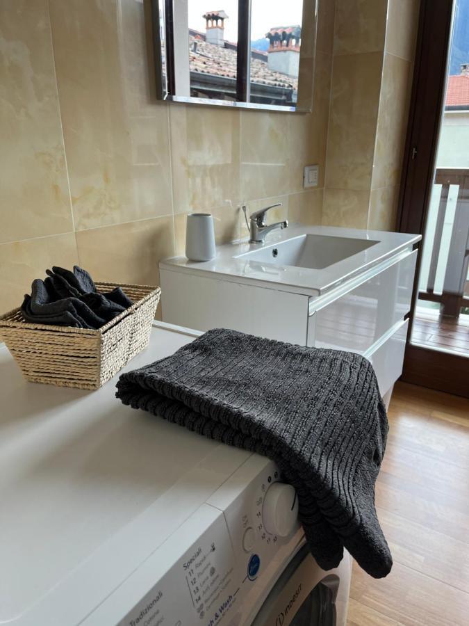 Sweet Home Apartment Riva del Garda Buitenkant foto