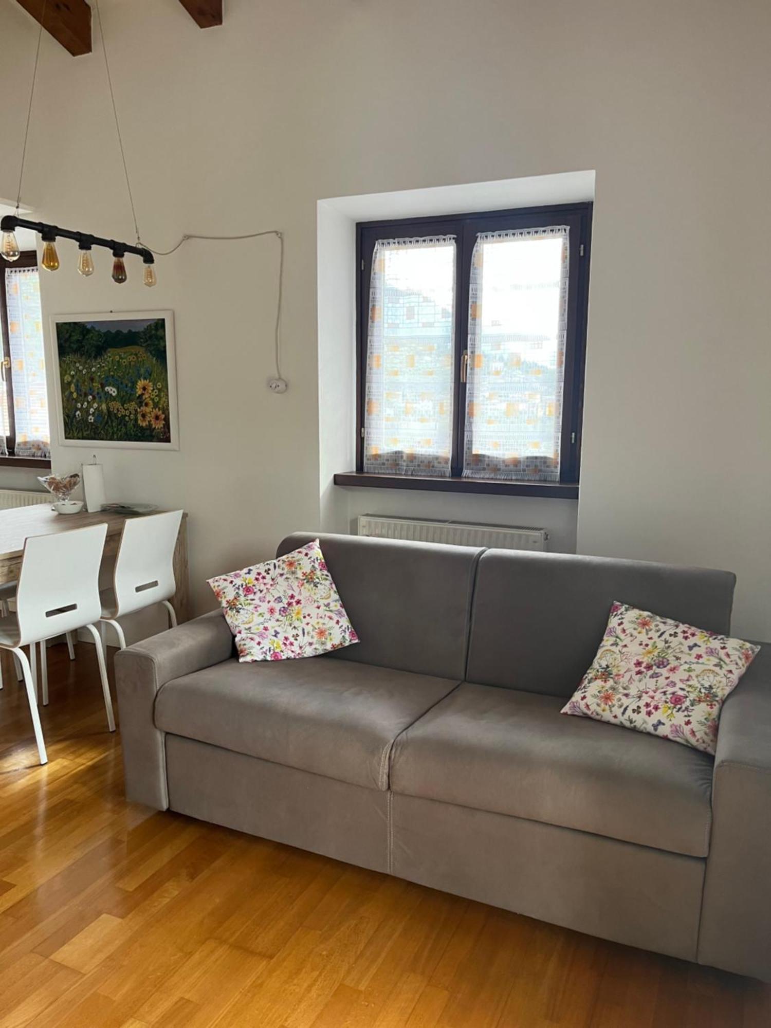 Sweet Home Apartment Riva del Garda Buitenkant foto